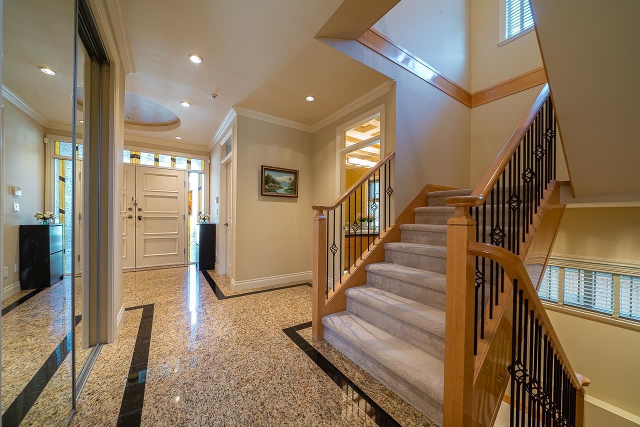Listing Image 10