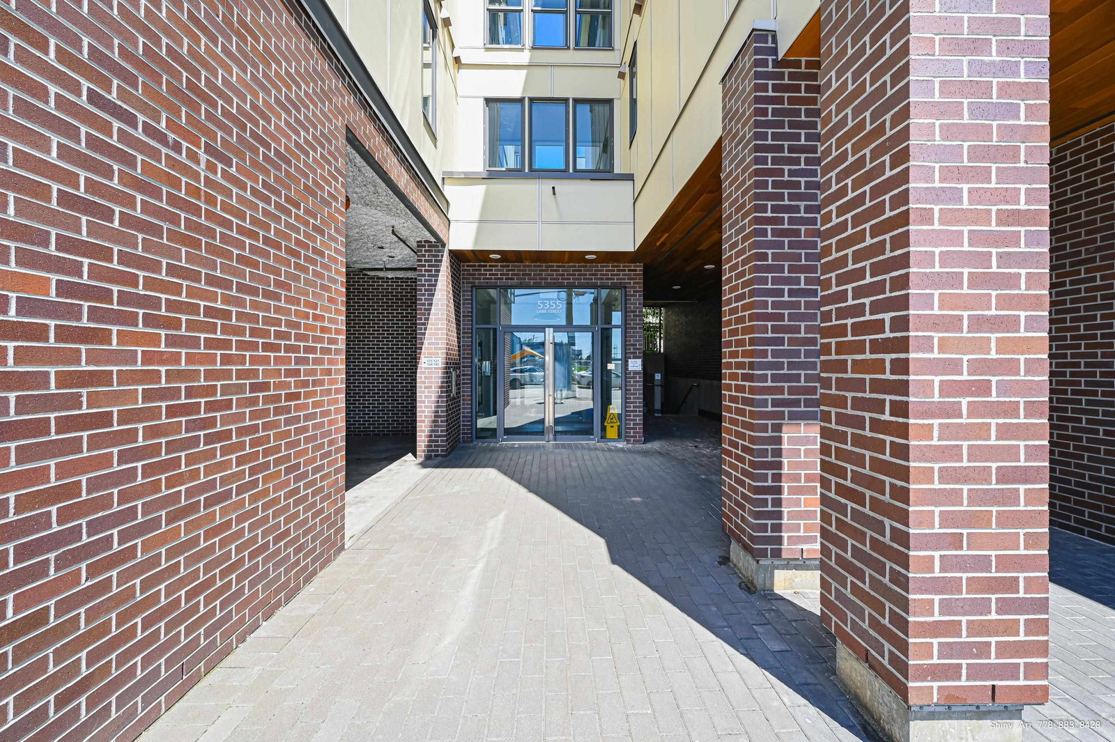 Listing Image 17
