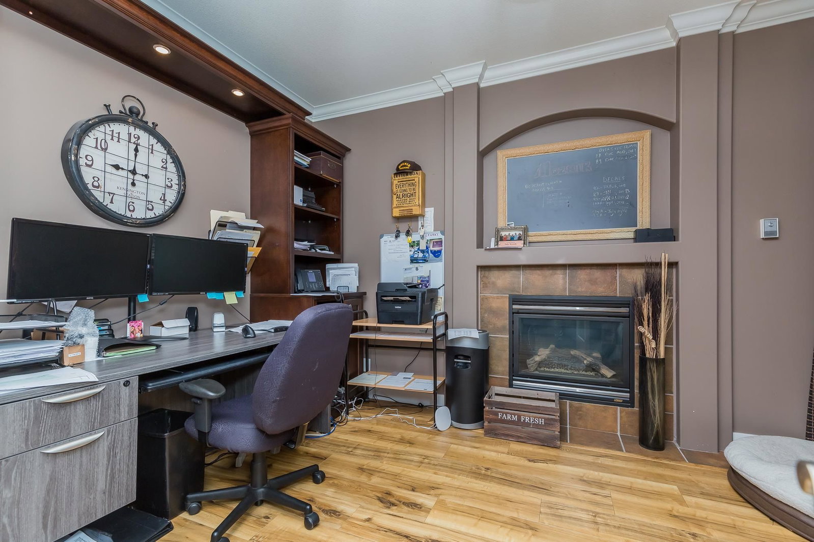 Listing Image 10