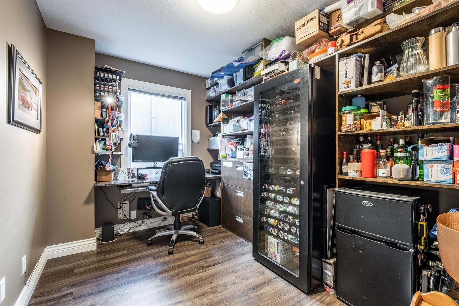 Listing Image 12