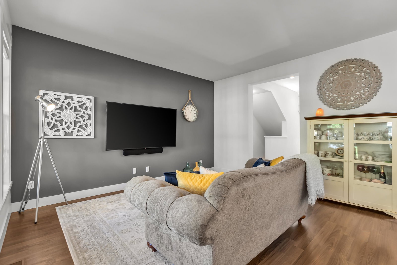 Listing Image 22