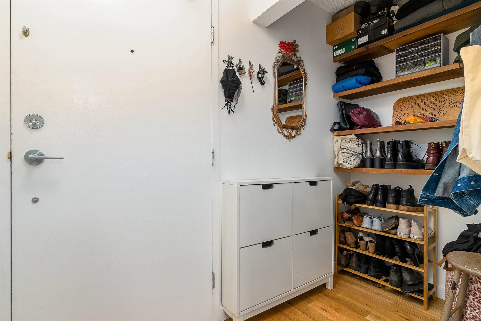 Listing Image 11