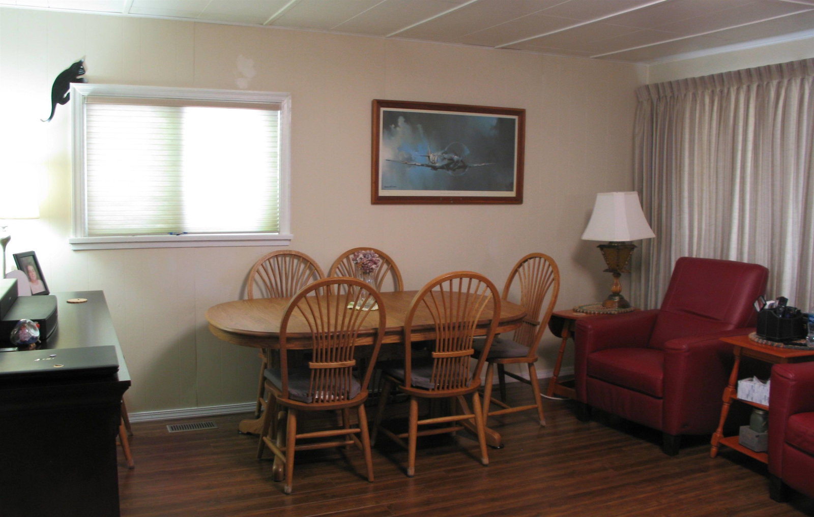 Listing Image 6