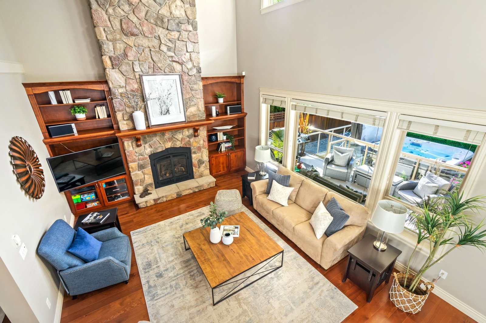 Listing Image 7