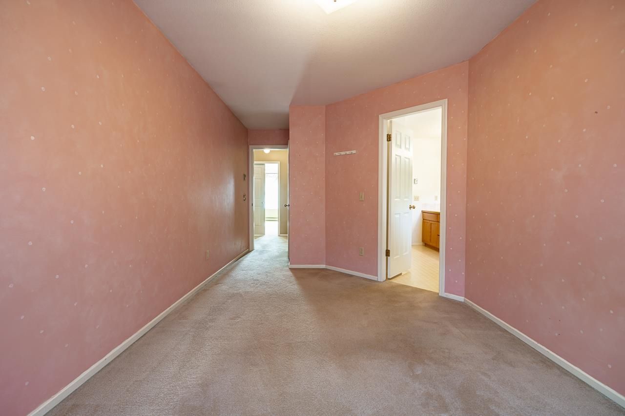 Listing Image 30