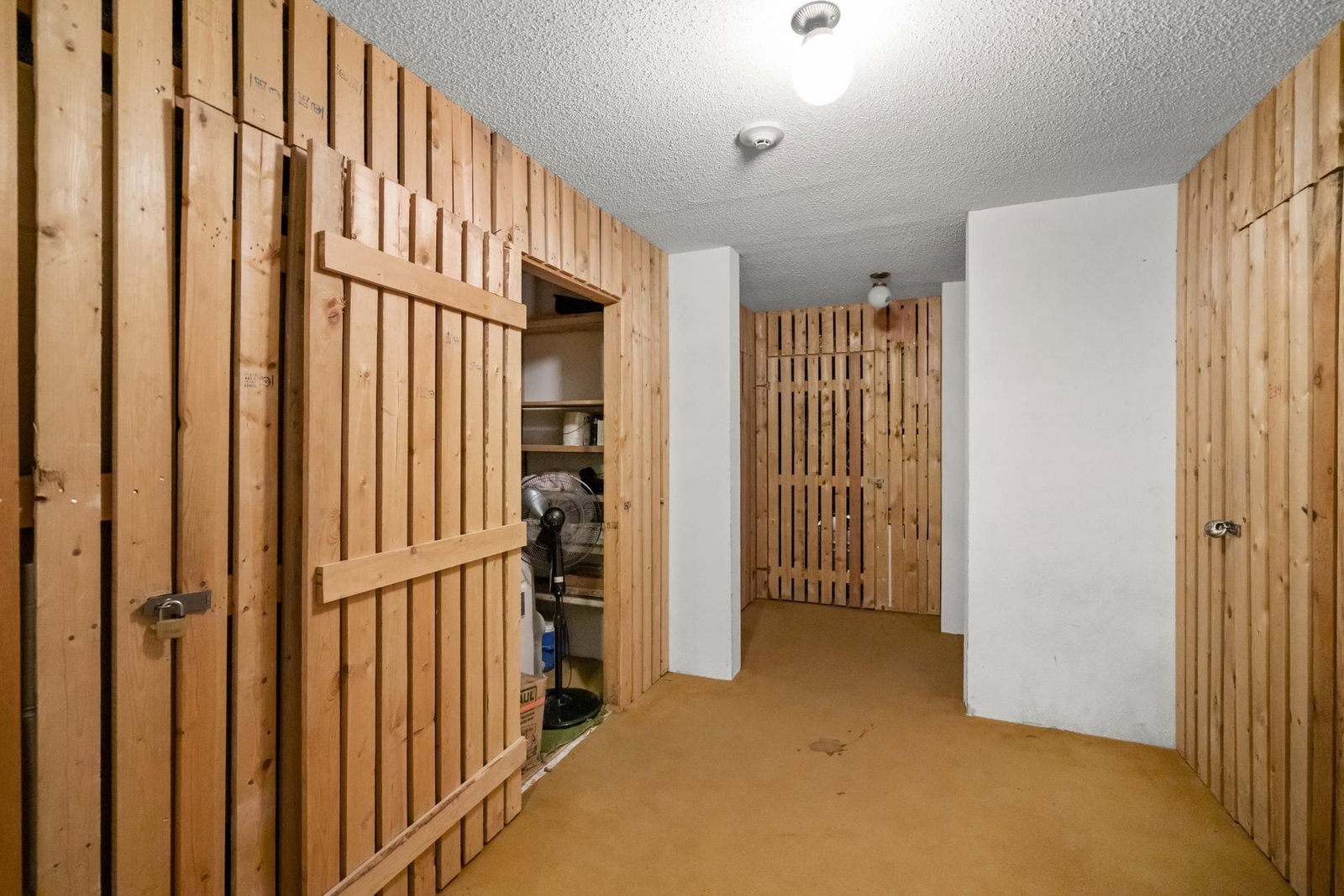 Listing Image 28