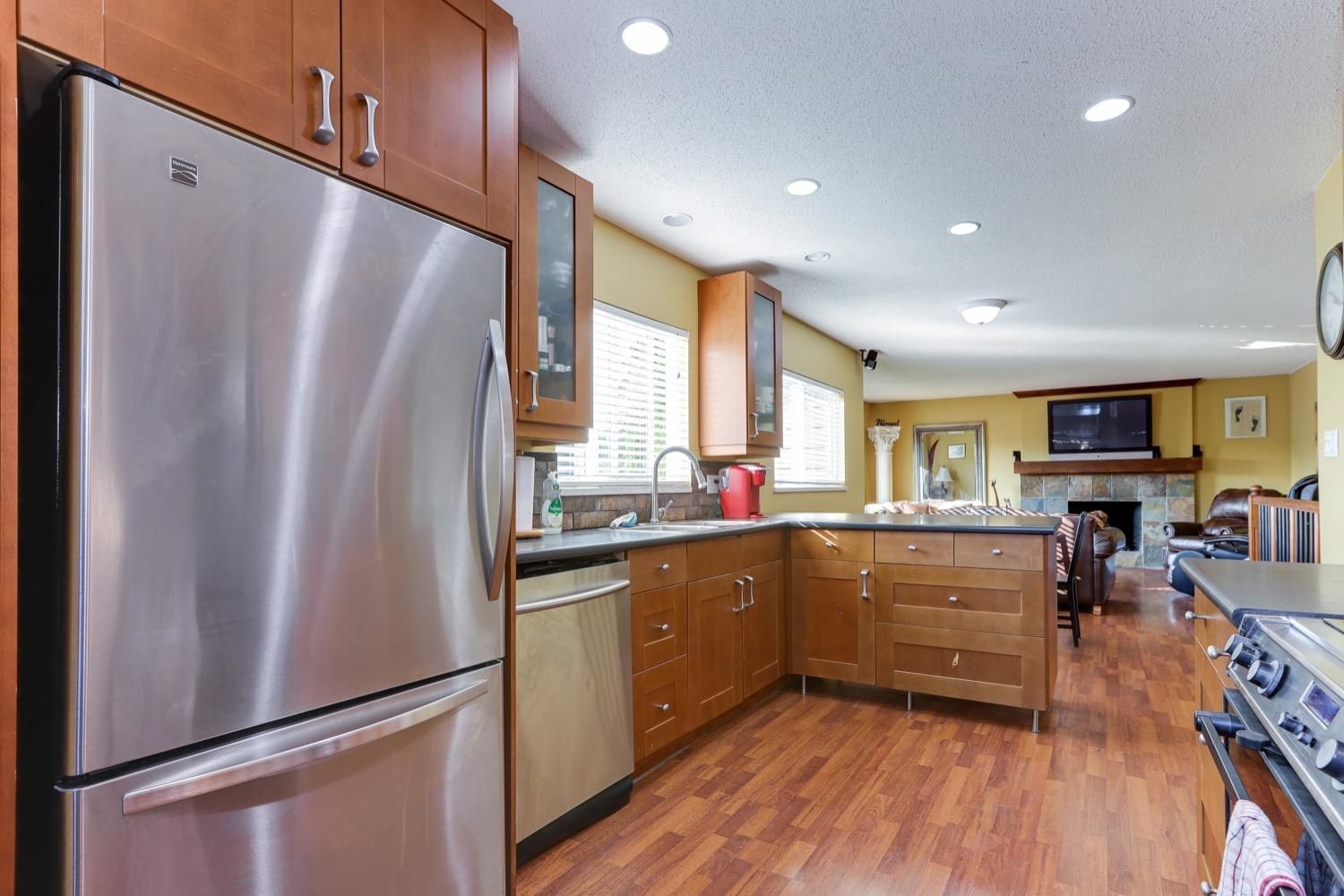 Listing Image 14