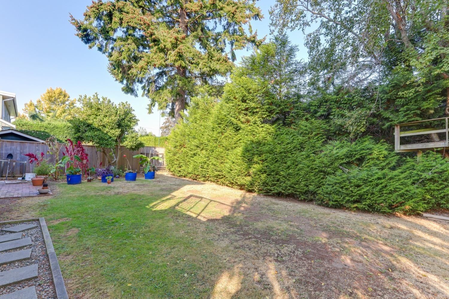 Listing Image 36