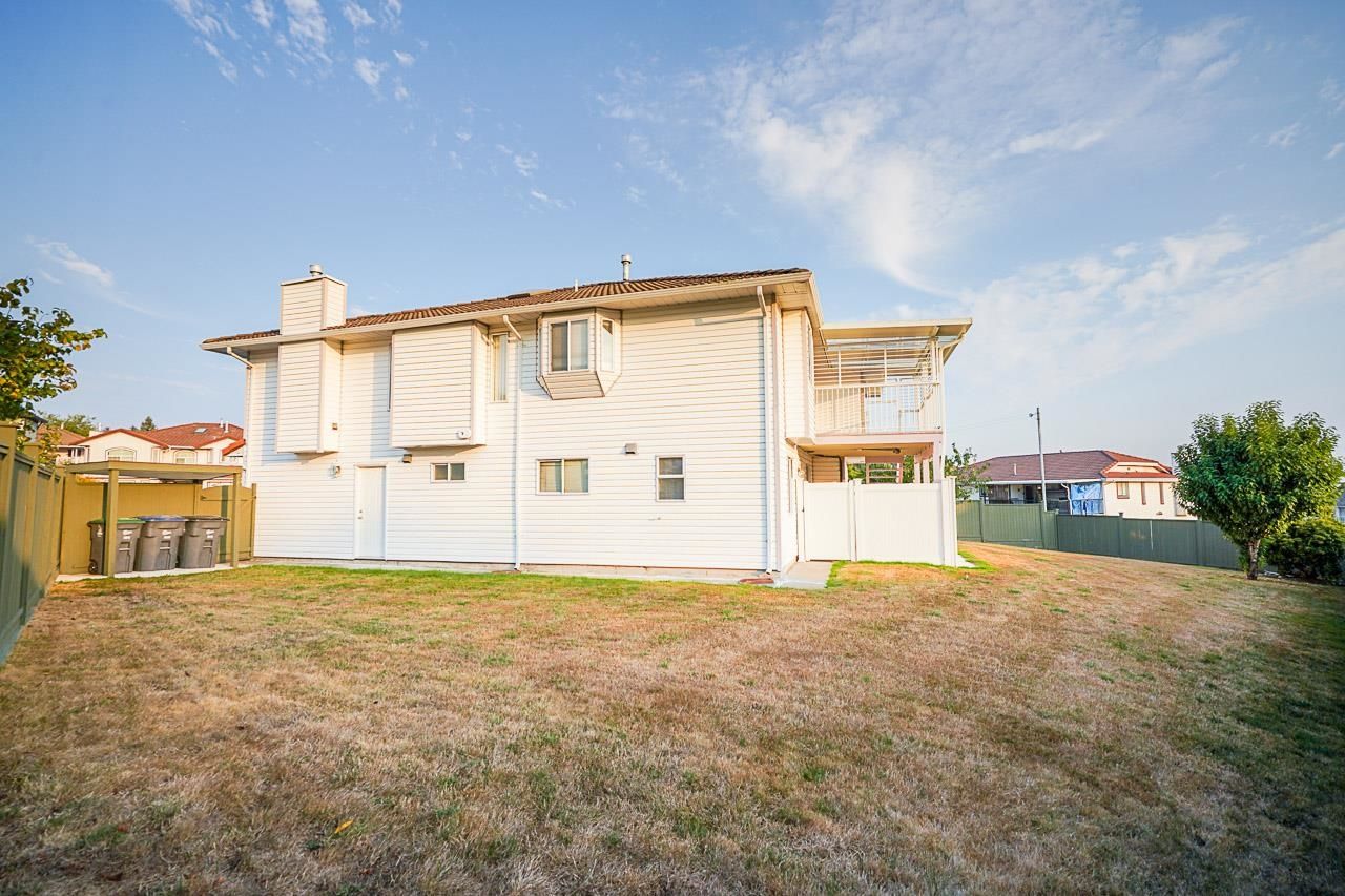 Listing Image 20