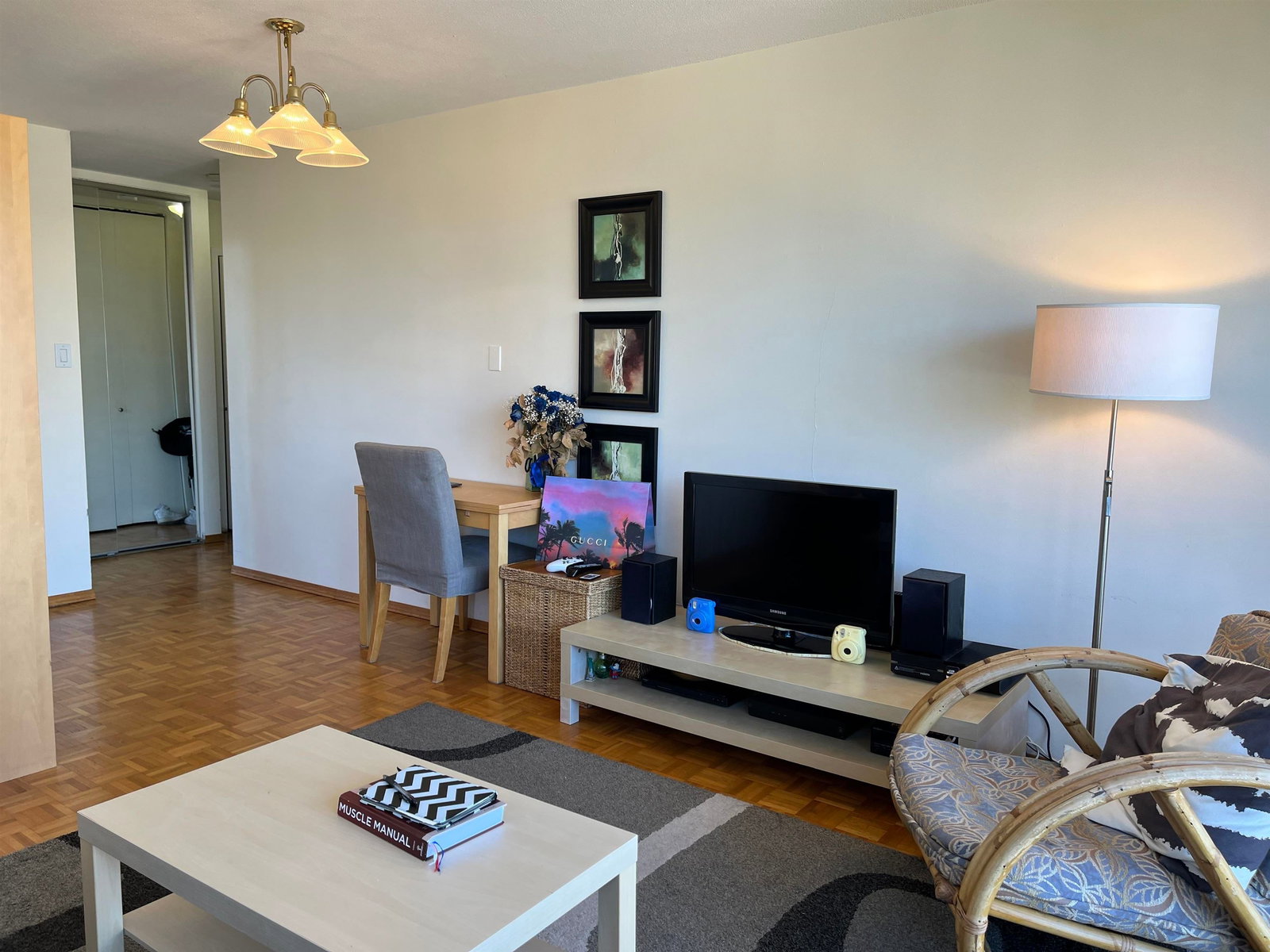 Listing Image 2