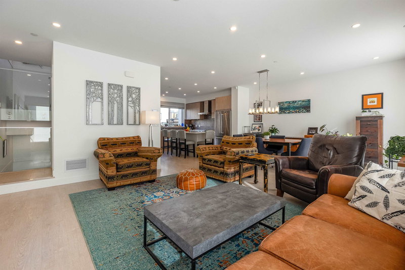 30 - 3597 Malsum Drive, North Vancouver, V7G 0B2 | Image 3