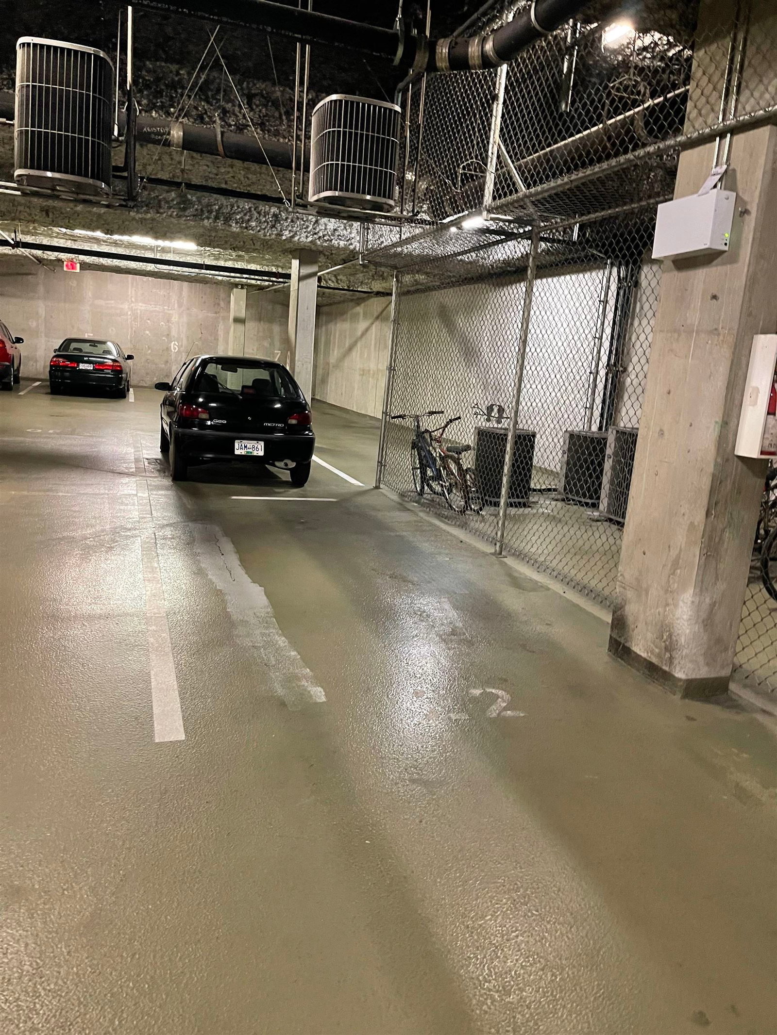 Listing Image 14
