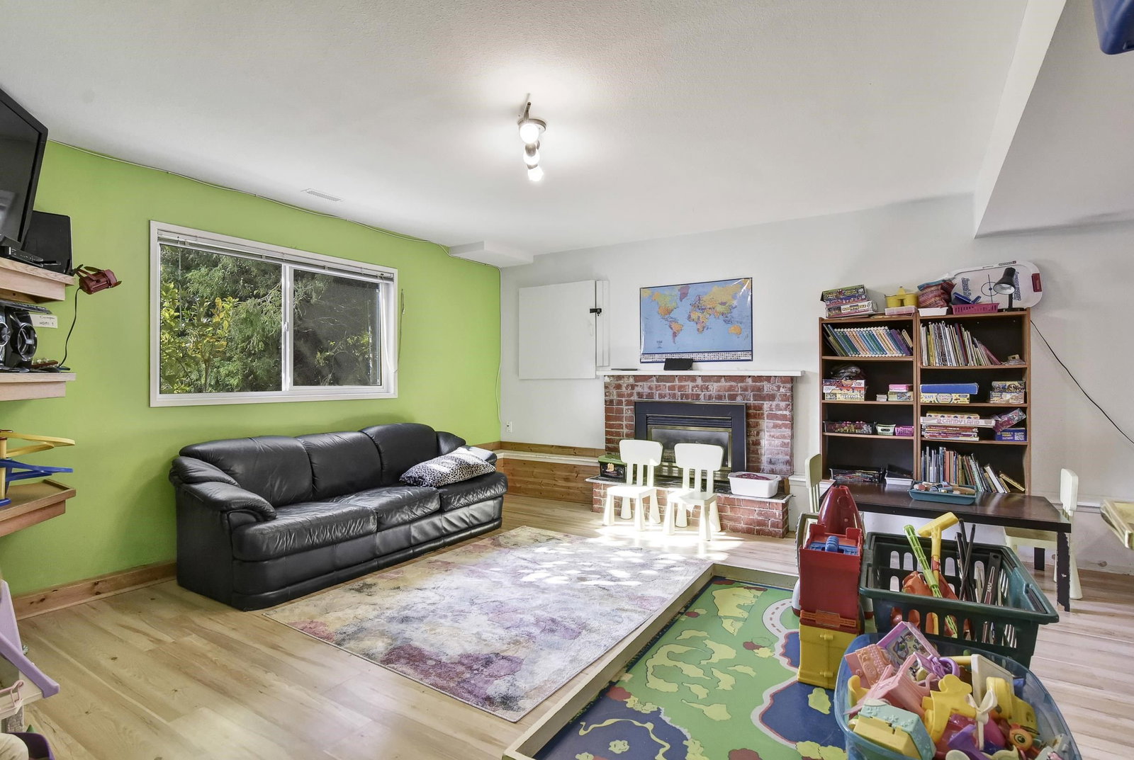 Listing Image 21