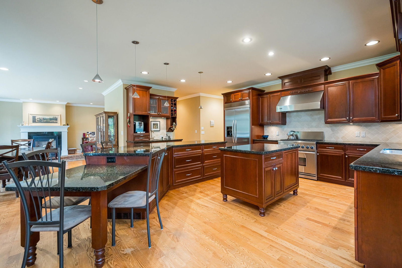 Listing Image 9