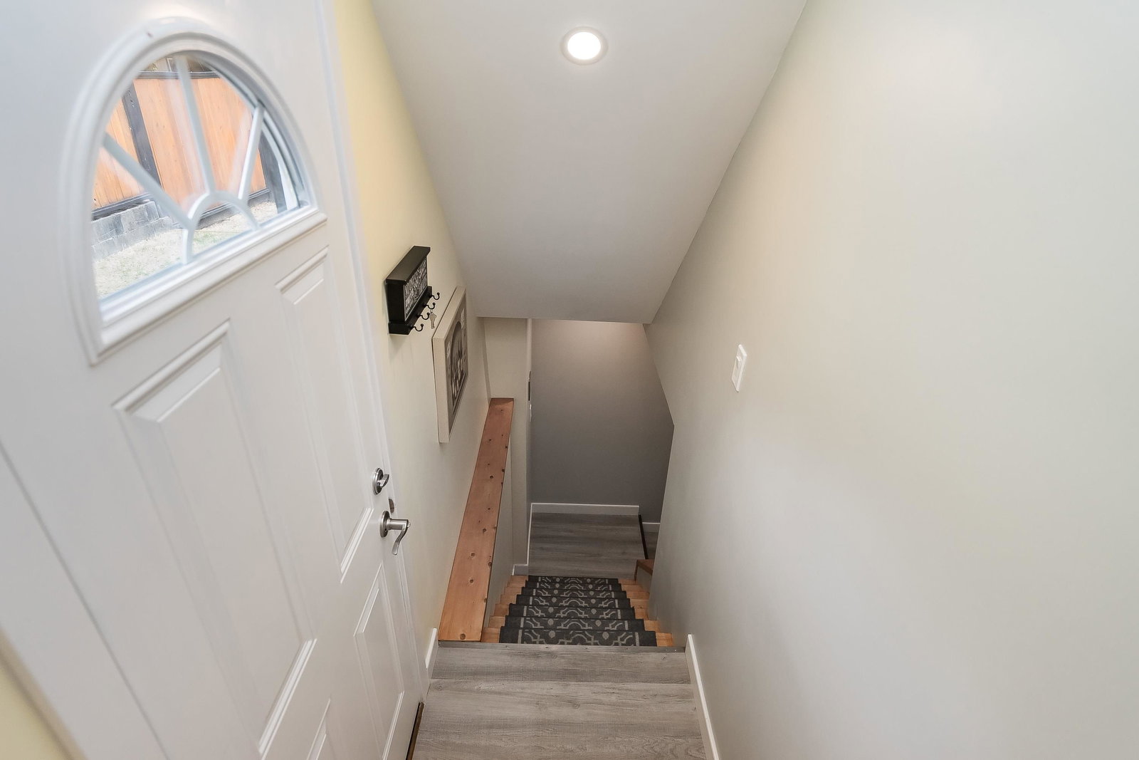 Listing Image 22