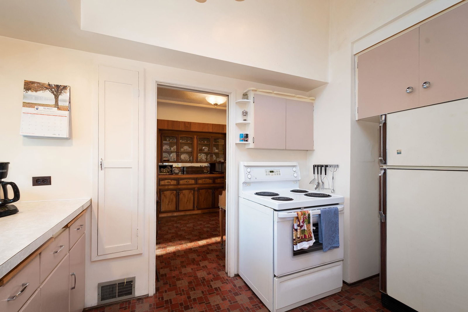 Listing Image 16