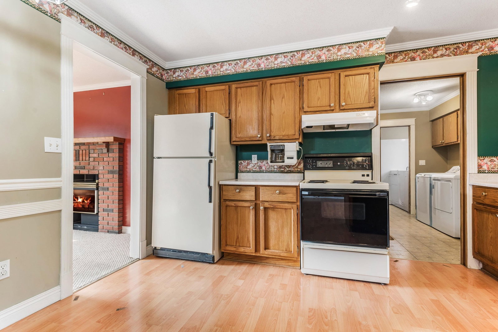 Listing Image 18