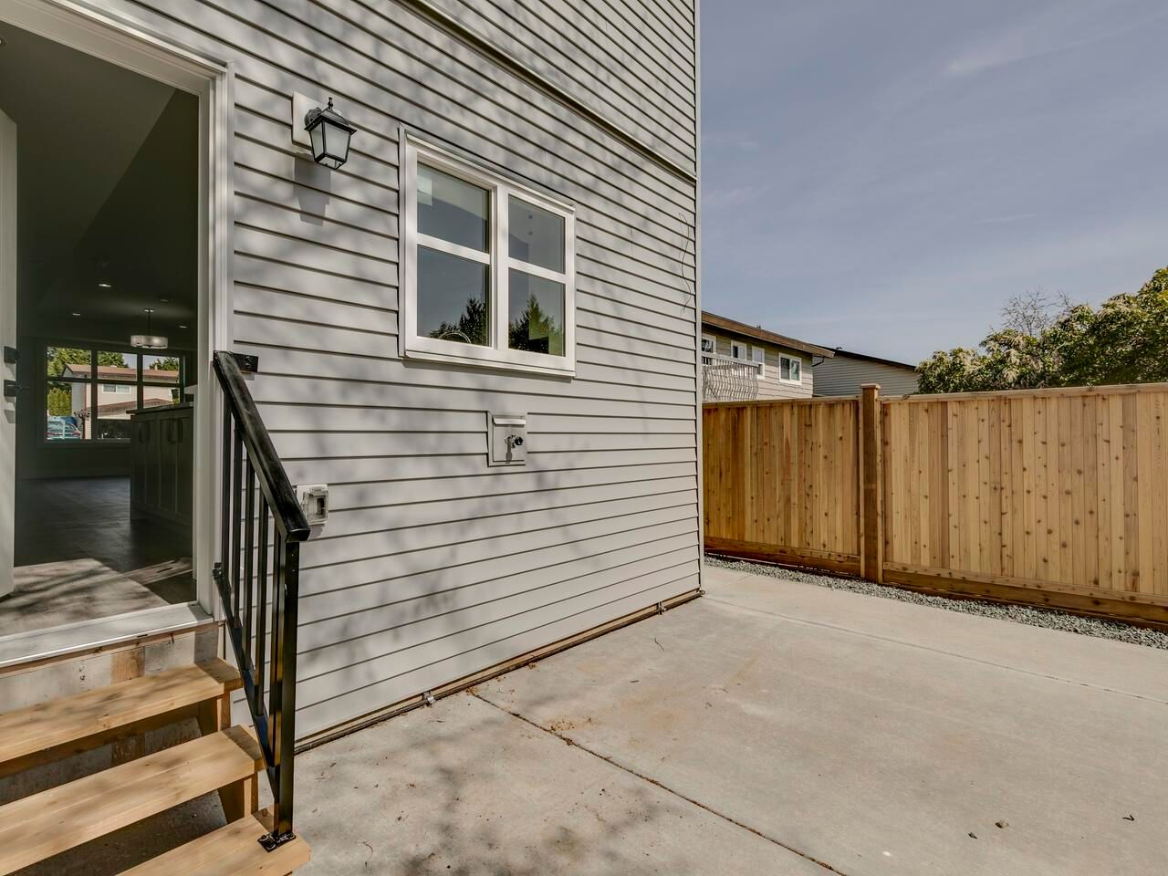 Listing Image 27