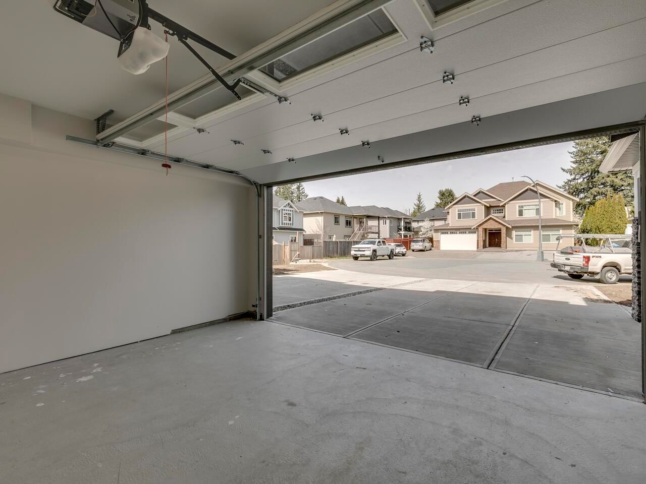 Listing Image 28