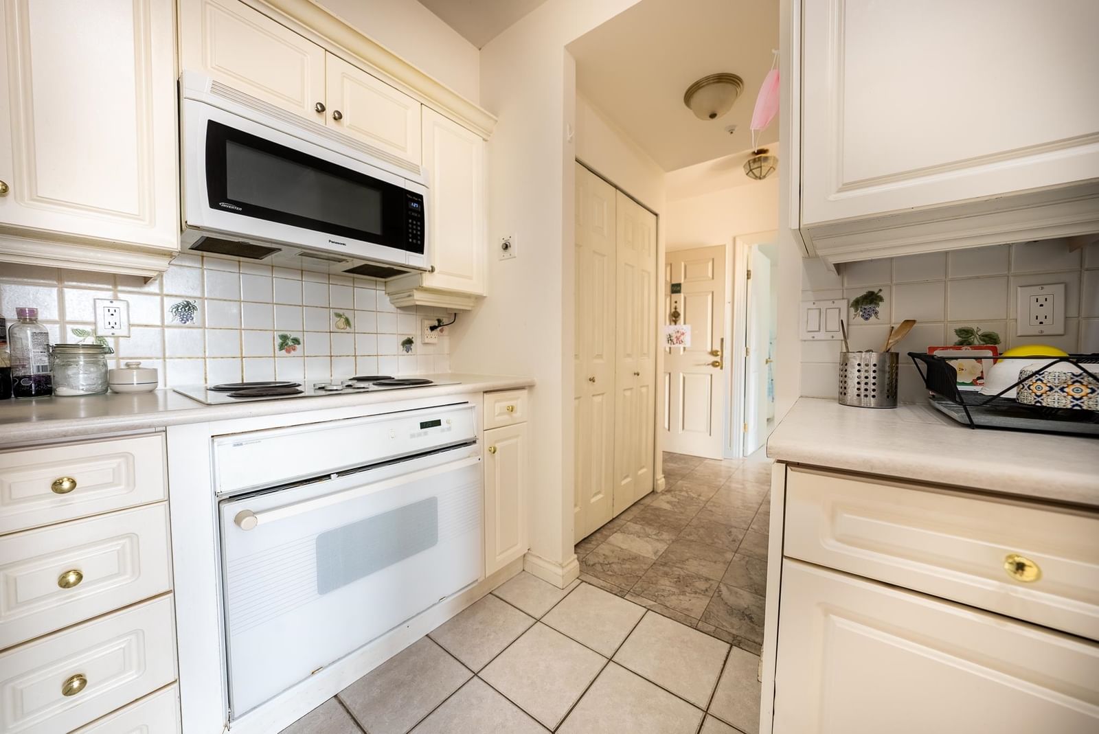Listing Image 13