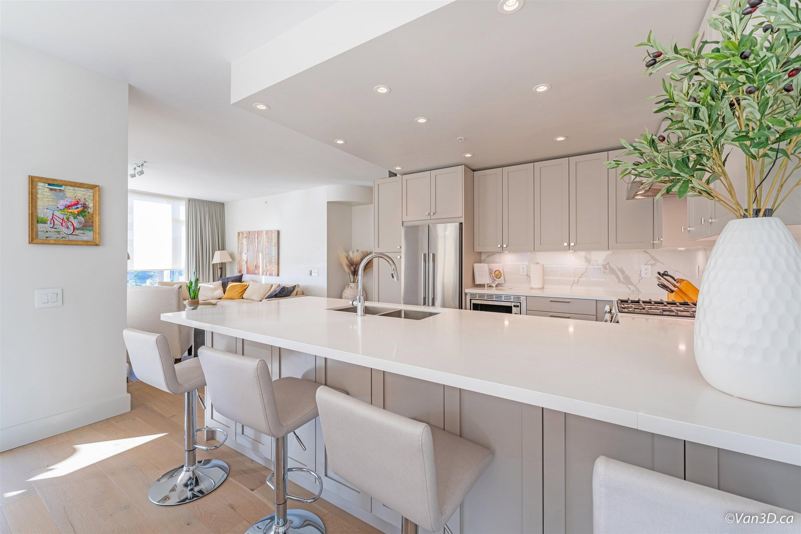 Listing Image 10