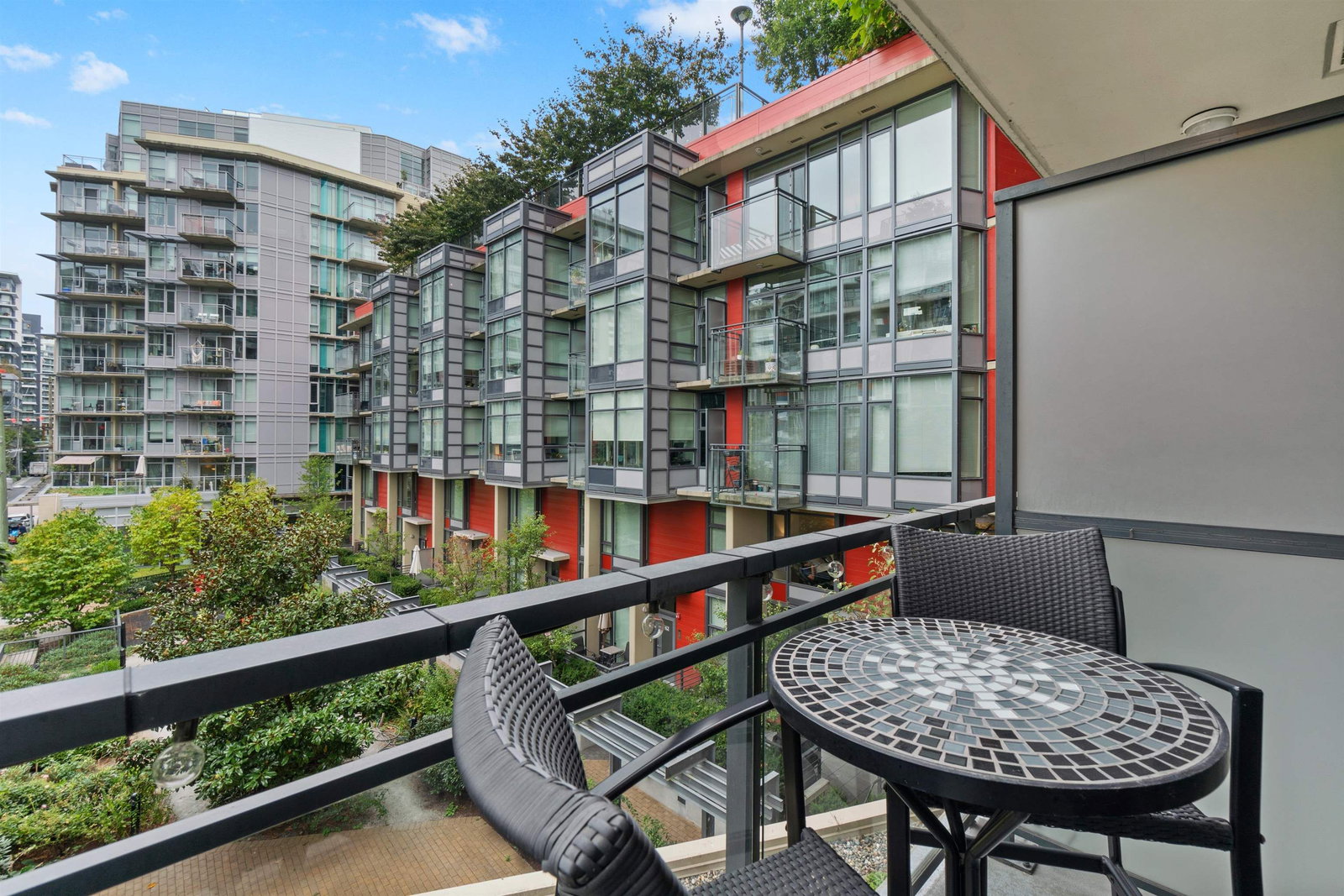 Listing Image 9