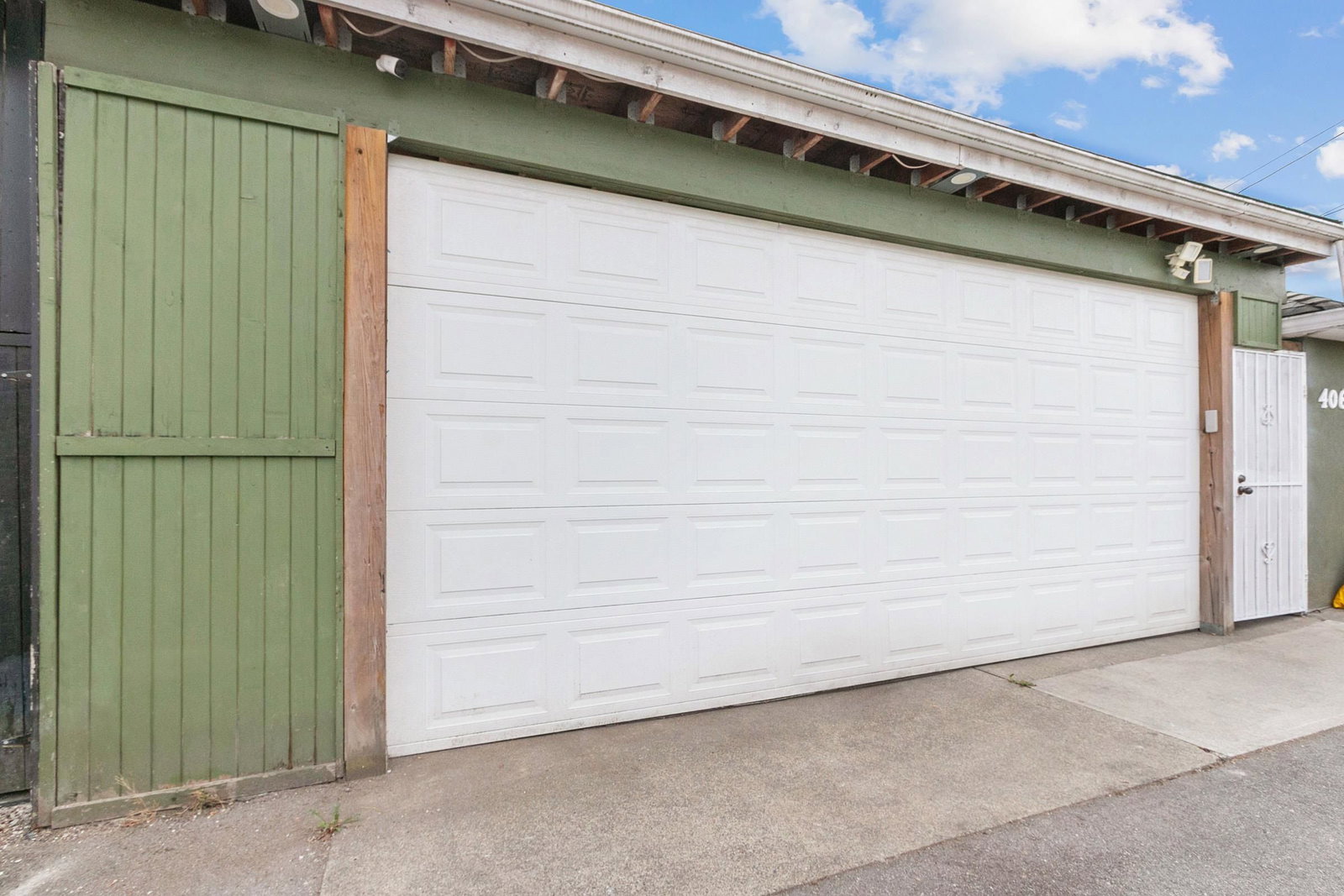 Listing Image 33