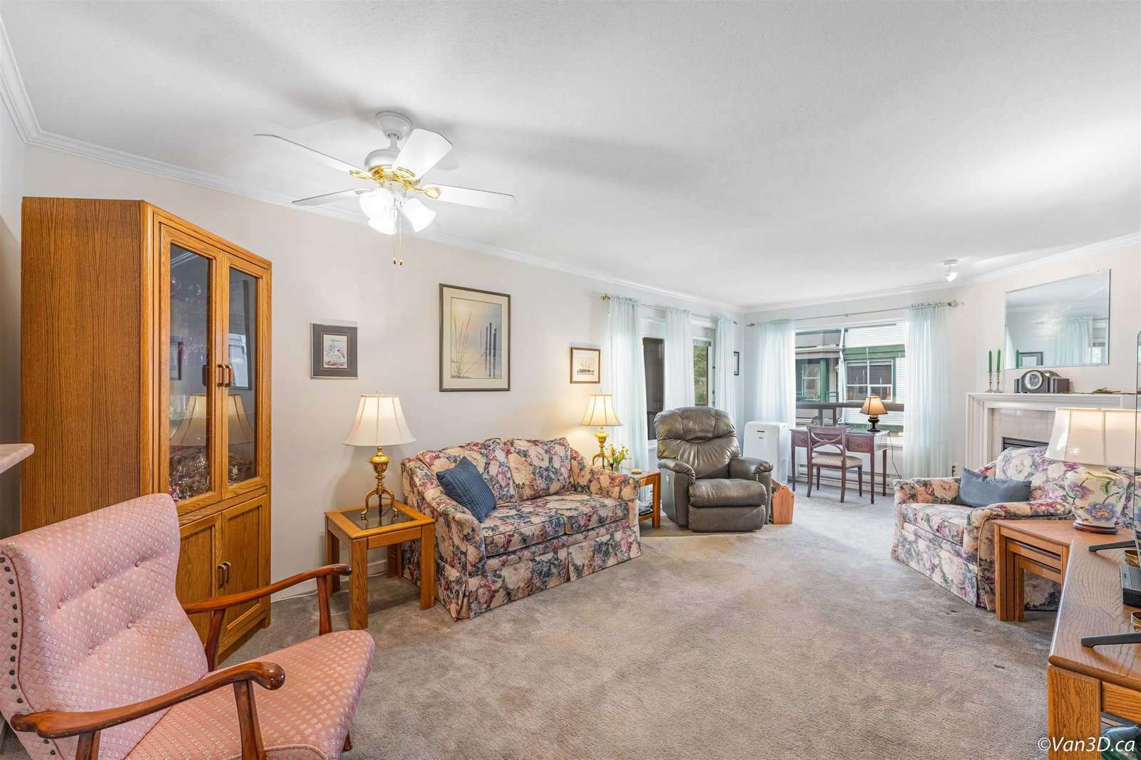 Listing Image 5