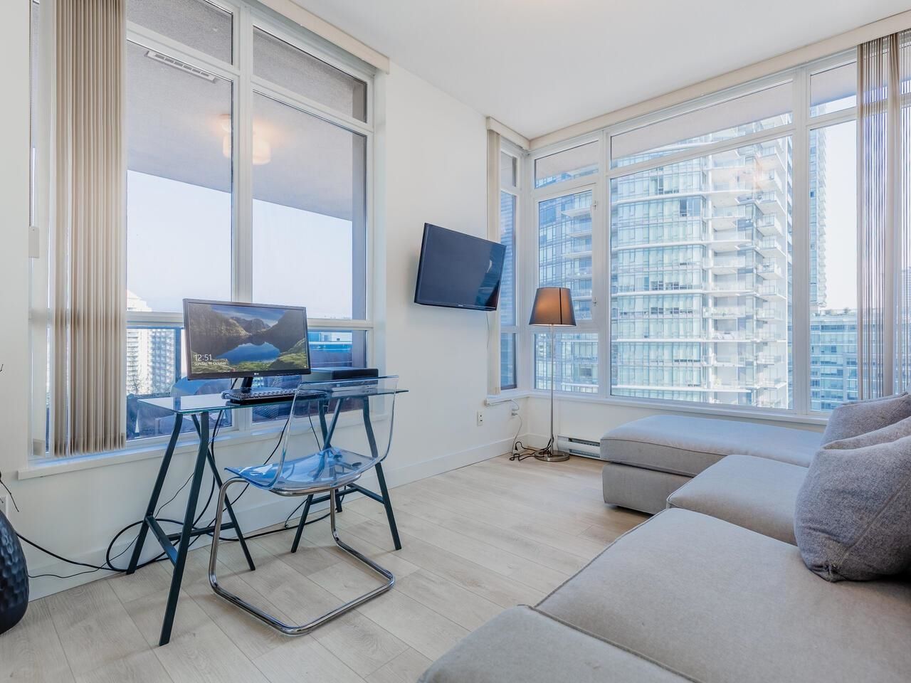 Listing Image 10