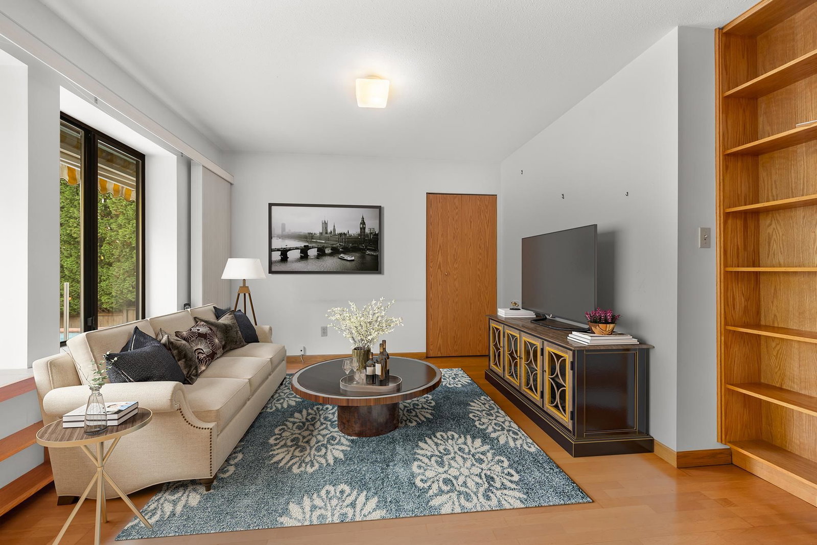 Listing Image 20
