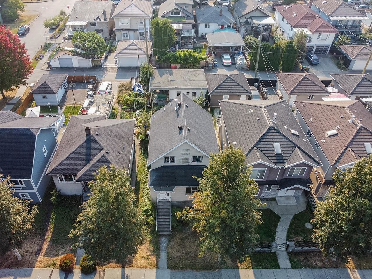 Listing Image 3