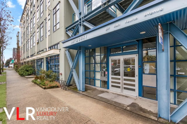 405 - 237 4th Avenue