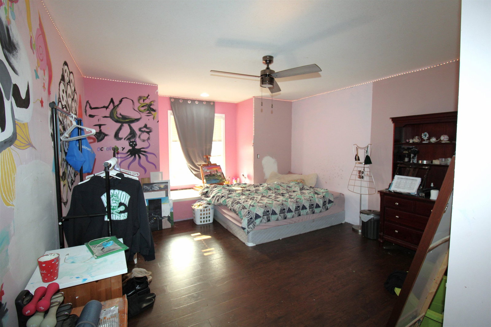 Listing Image 18