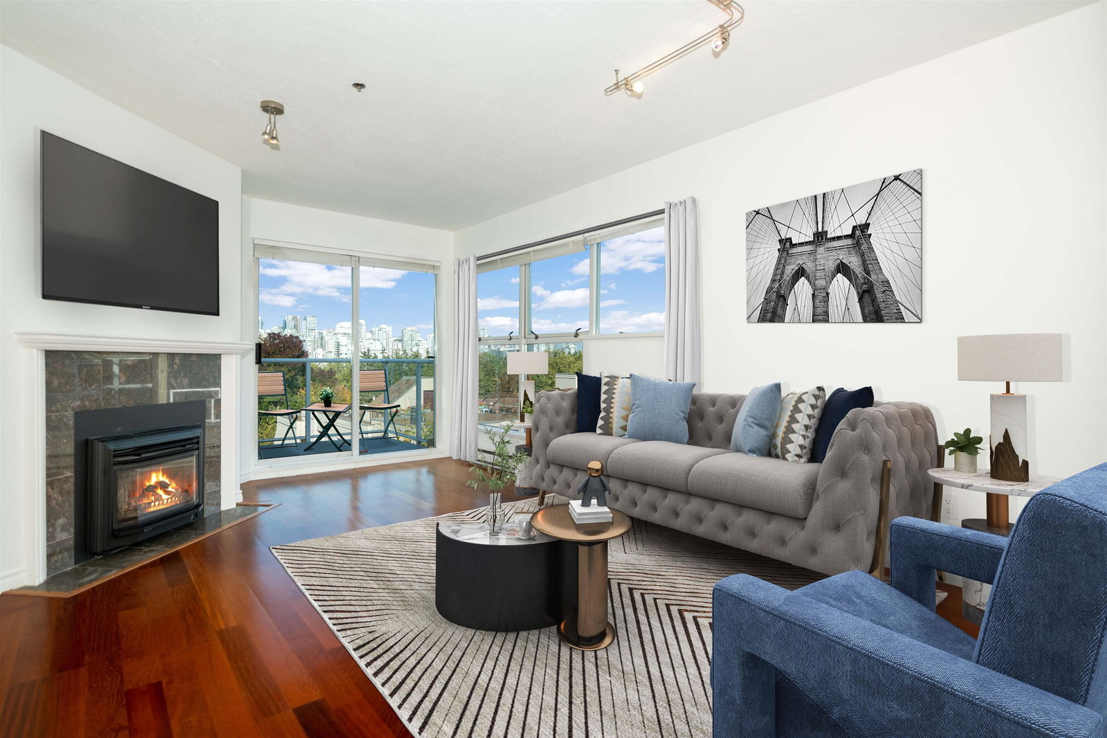 Listing Image 10