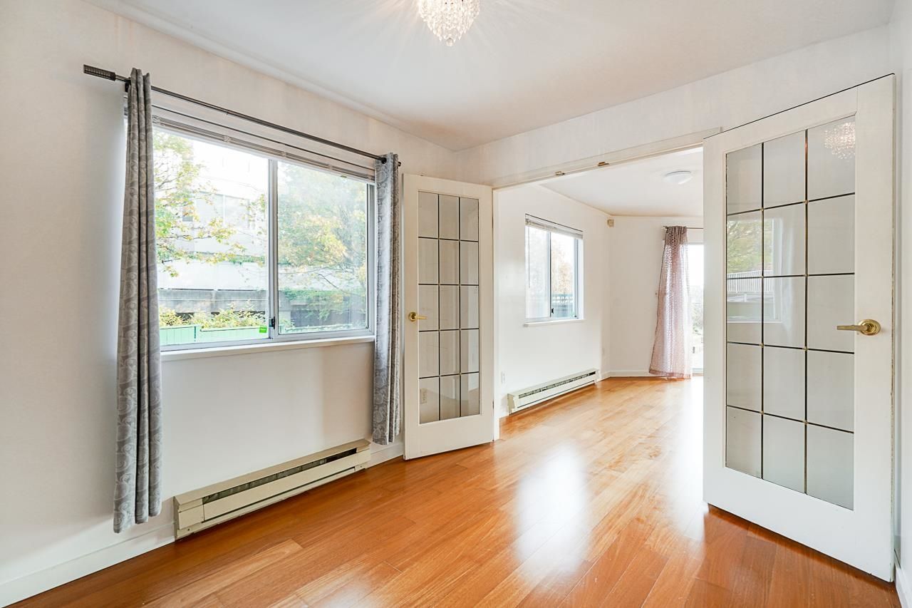 Listing Image 13