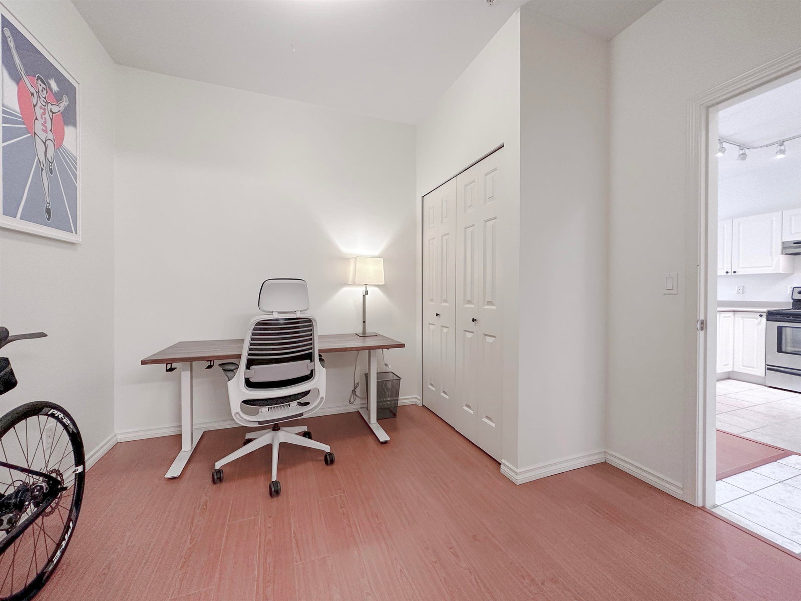 Listing Image 16