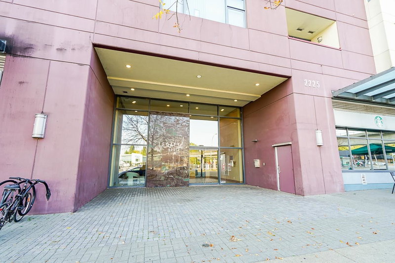 304 - 2225 Holdom Avenue, Burnaby, V5B 0A1 | Image 2