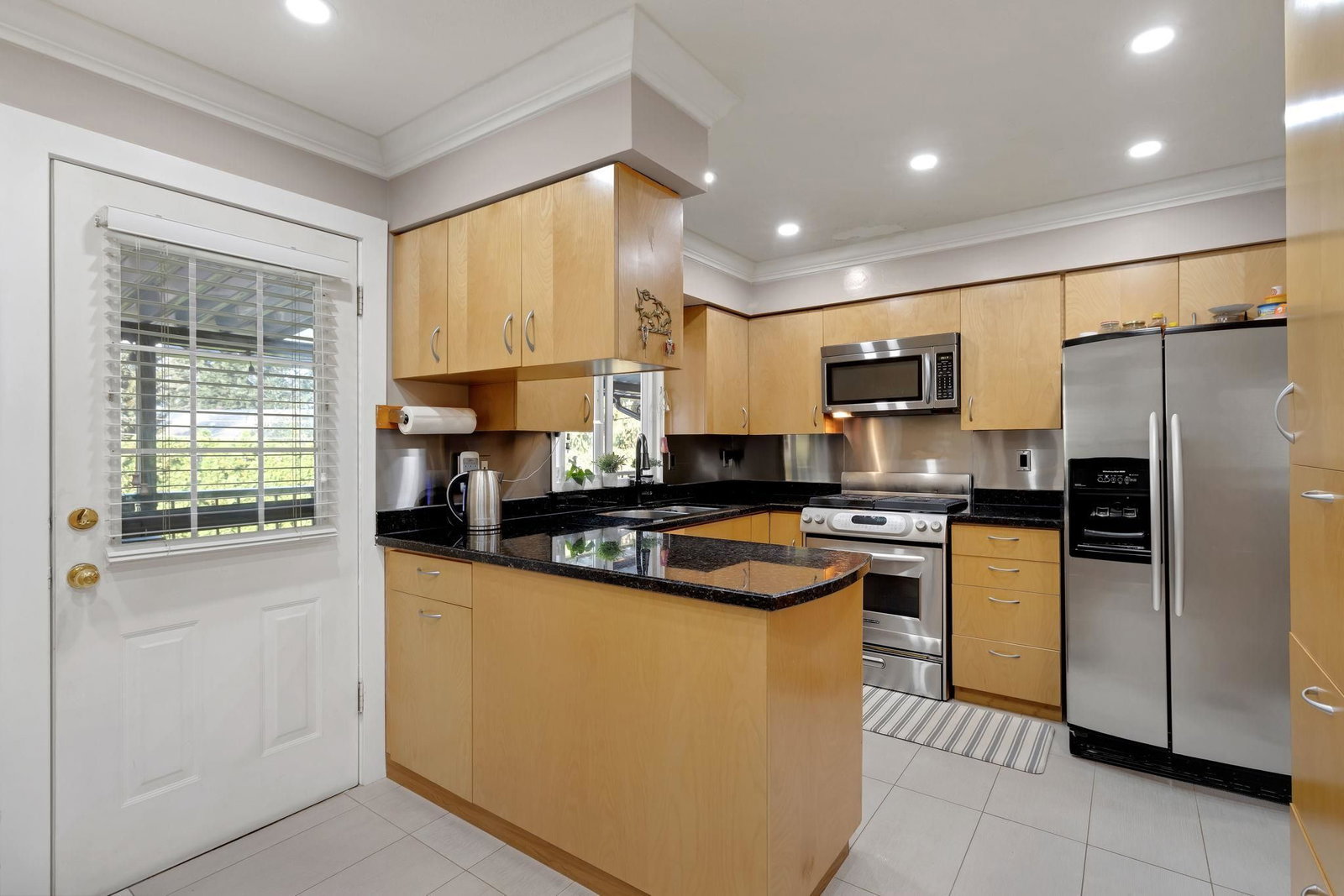 Listing Image 9