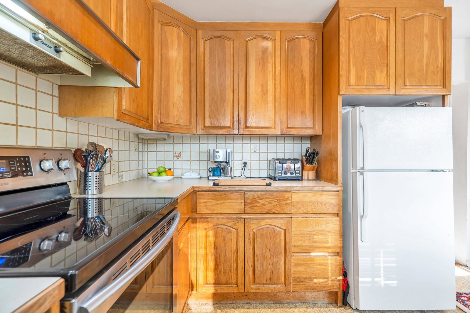 Listing Image 12
