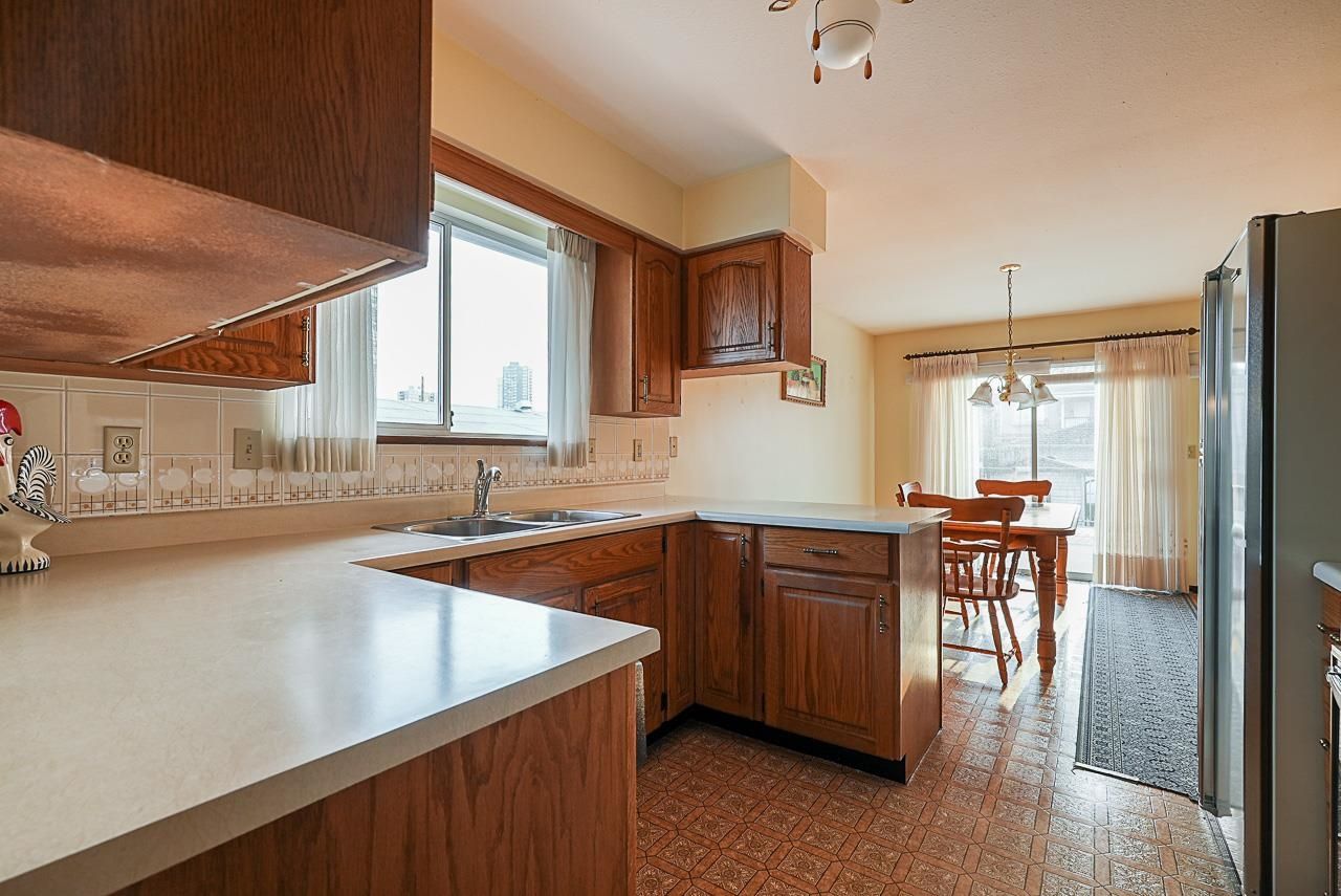 Listing Image 14