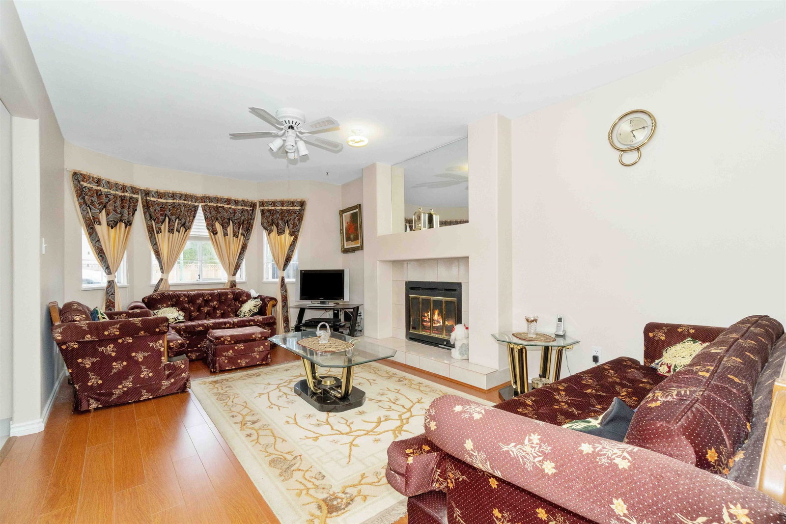 Listing Image 32