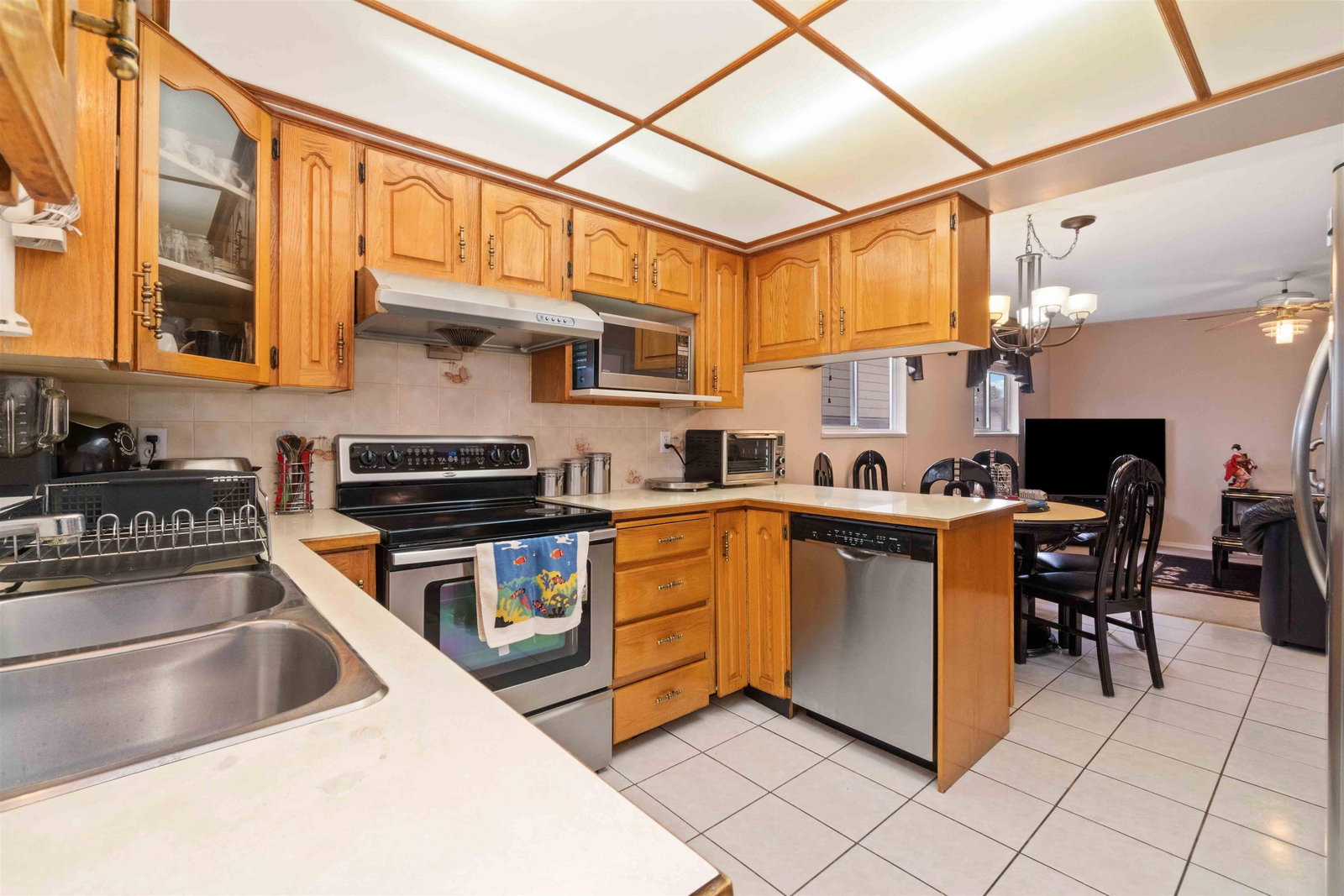 Listing Image 9