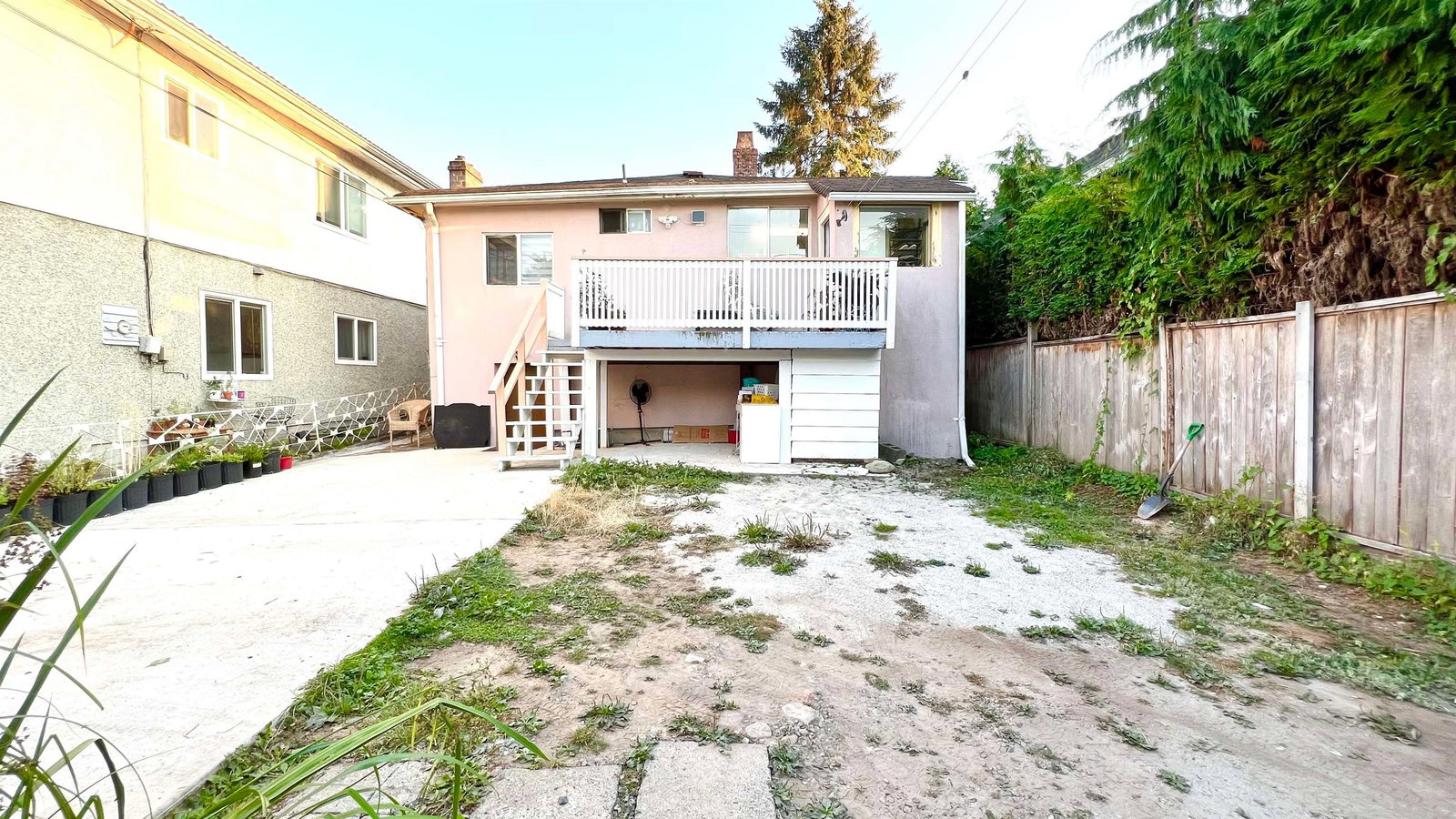 Listing Image 16