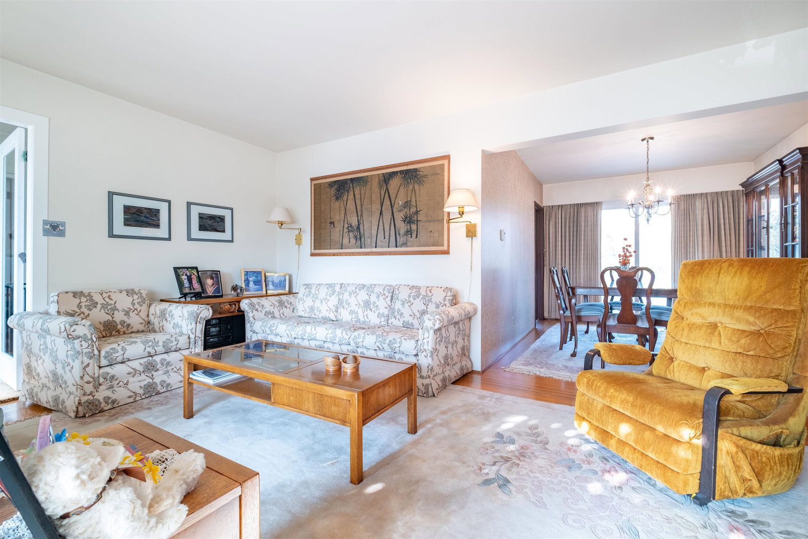 Listing Image 9