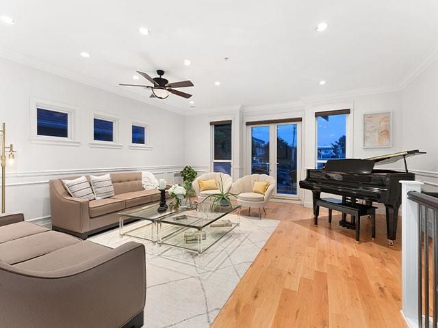 Listing Image 23