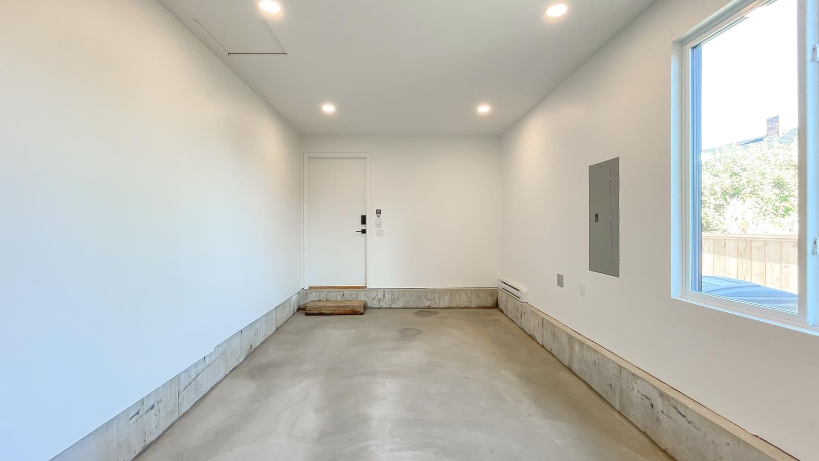 Listing Image 36
