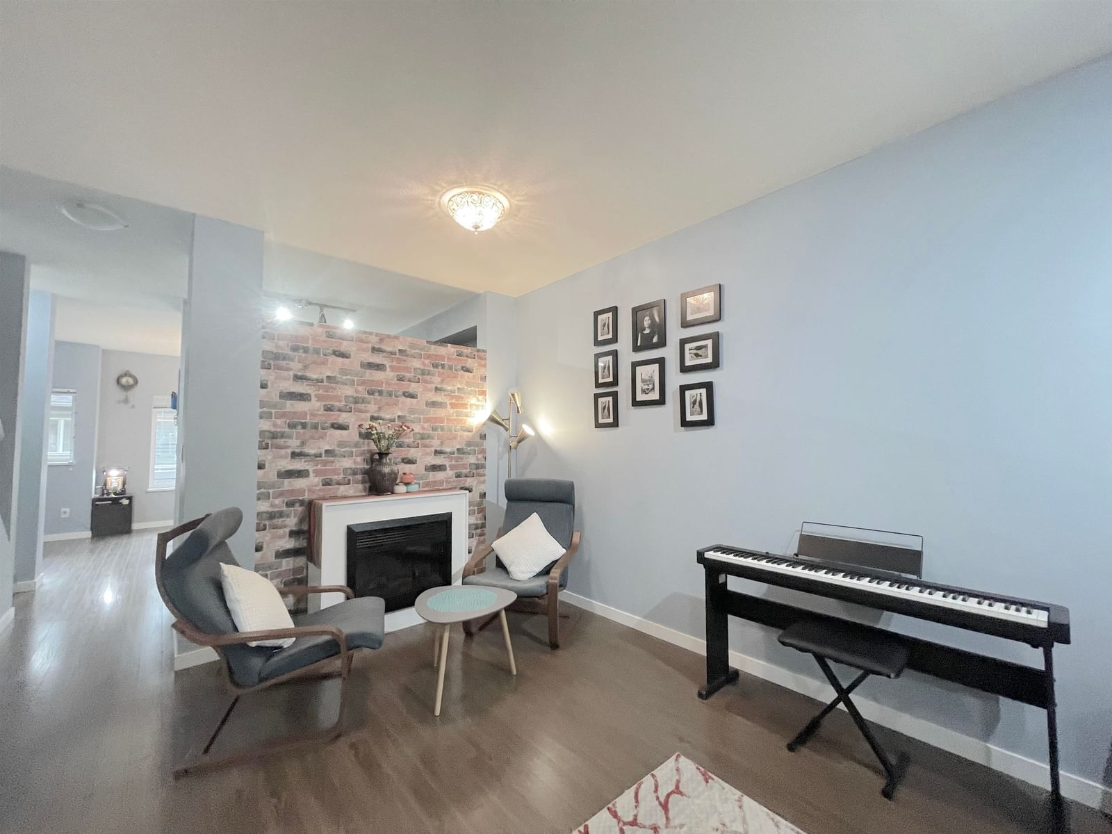 Listing Image 13