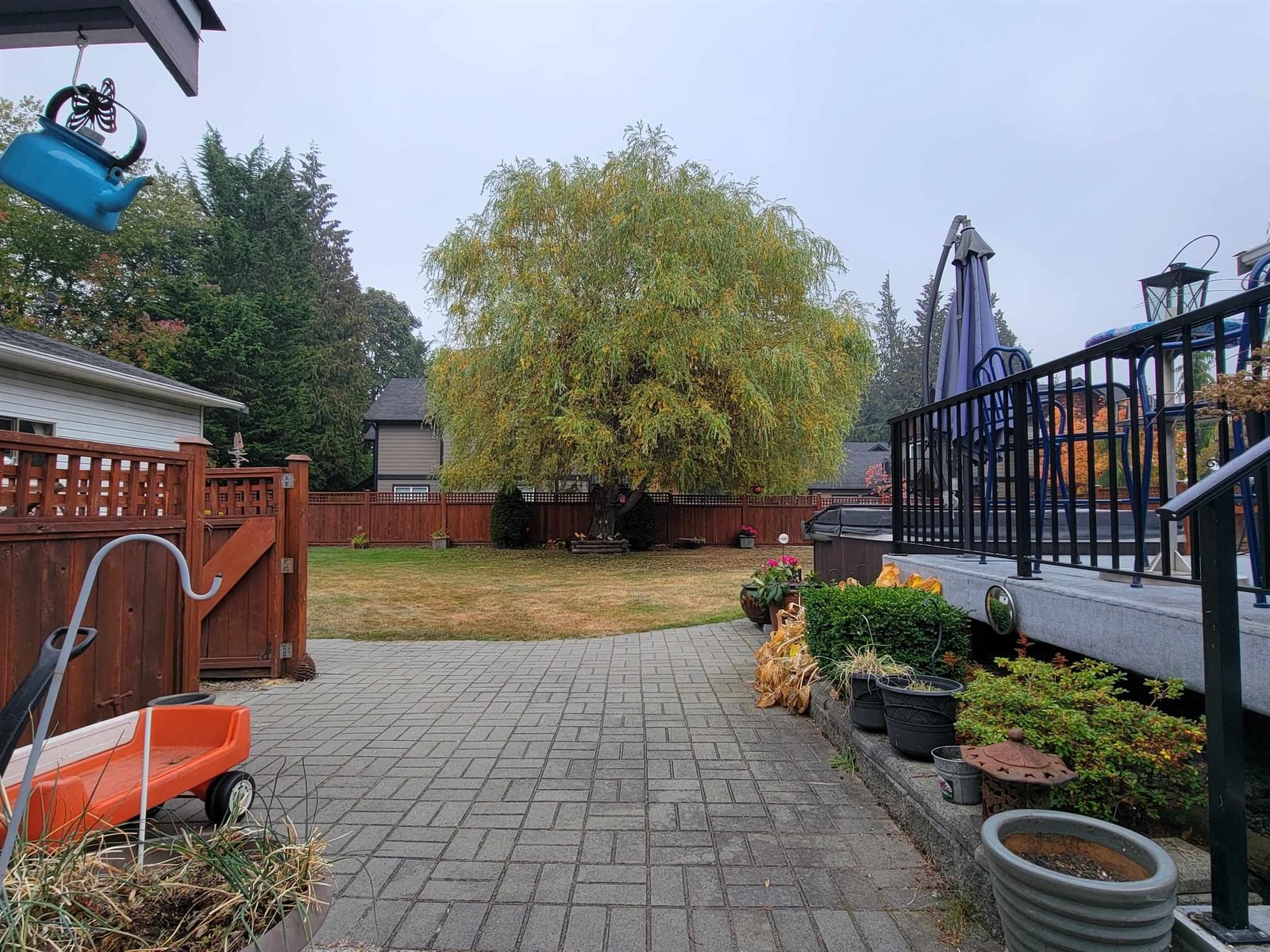 Listing Image 11