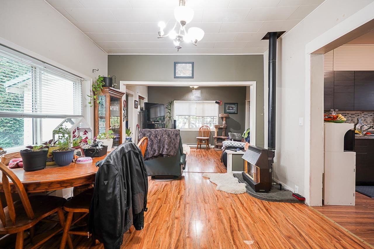 Listing Image 14