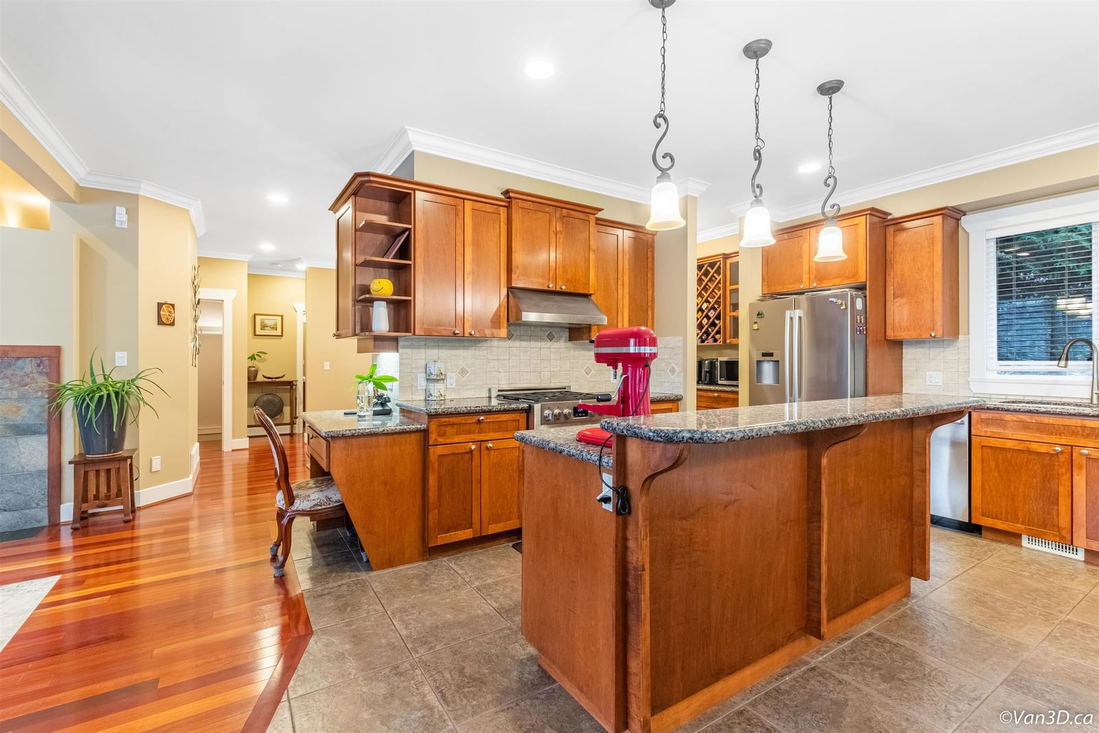 Listing Image 13